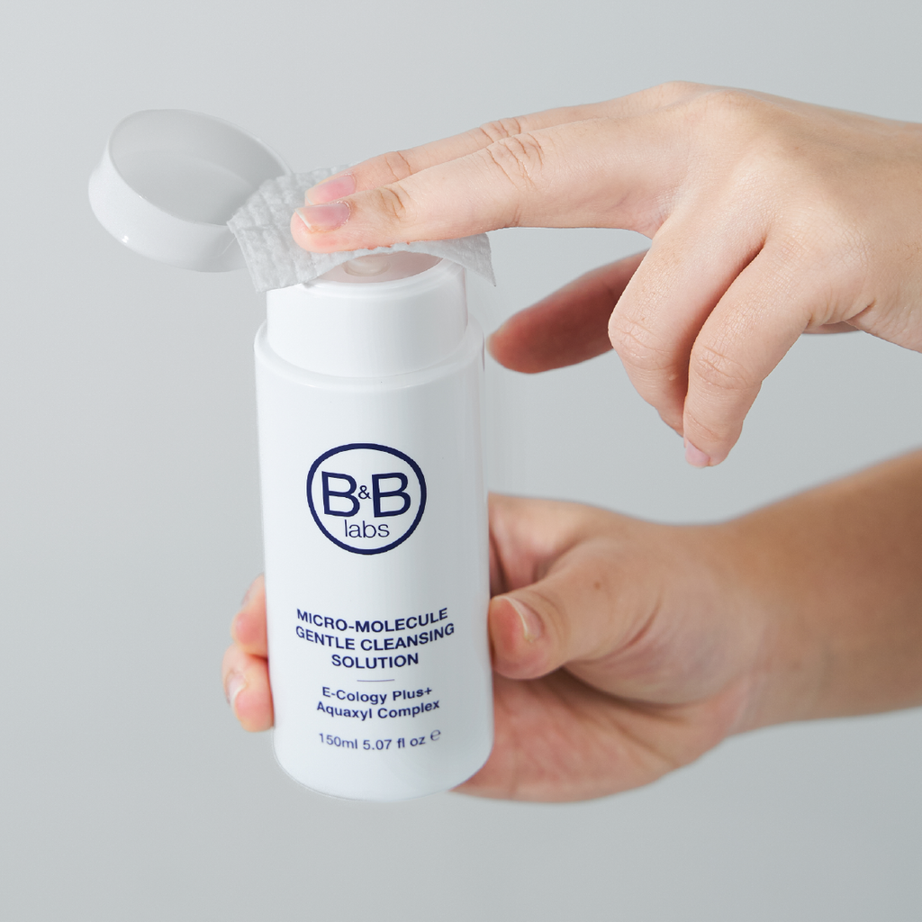 Micro-Molecule Gentle Cleansing Solution