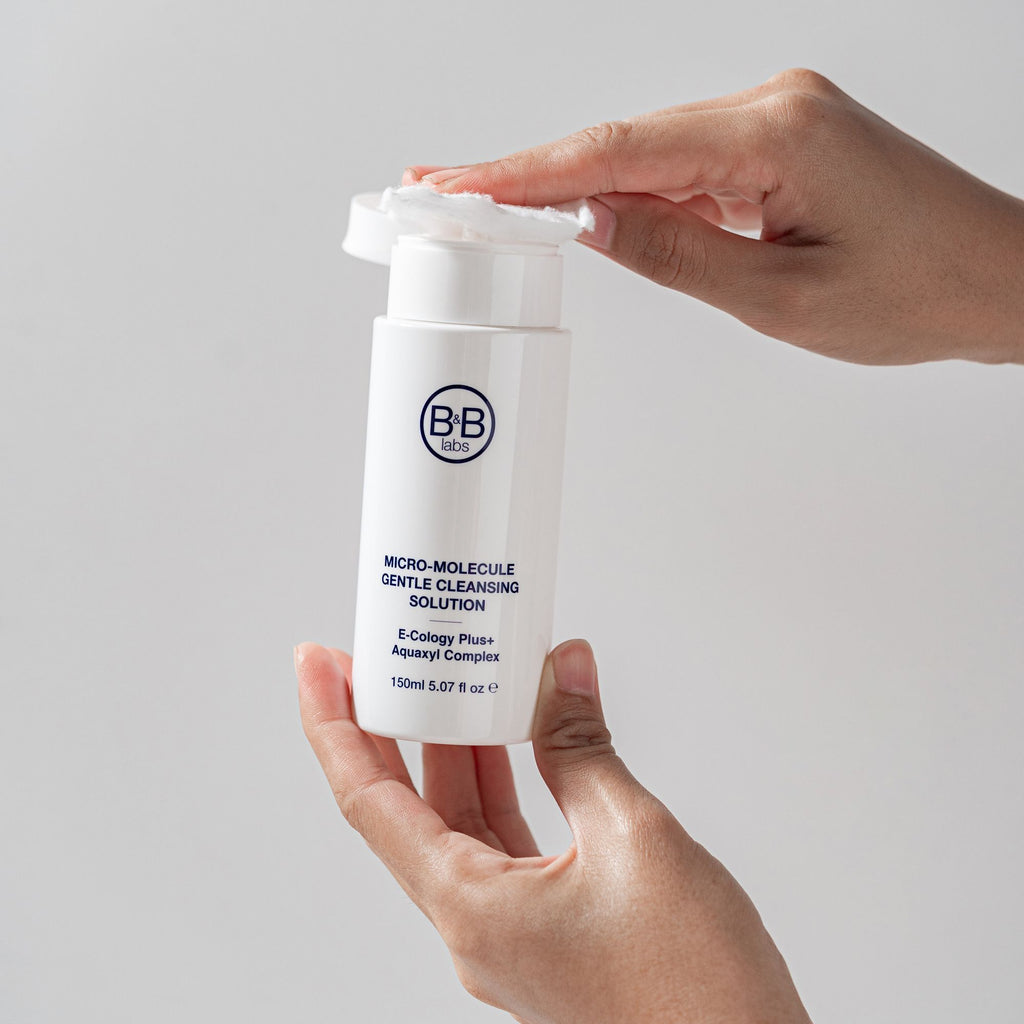 Micro-Molecule Gentle Cleansing Solution